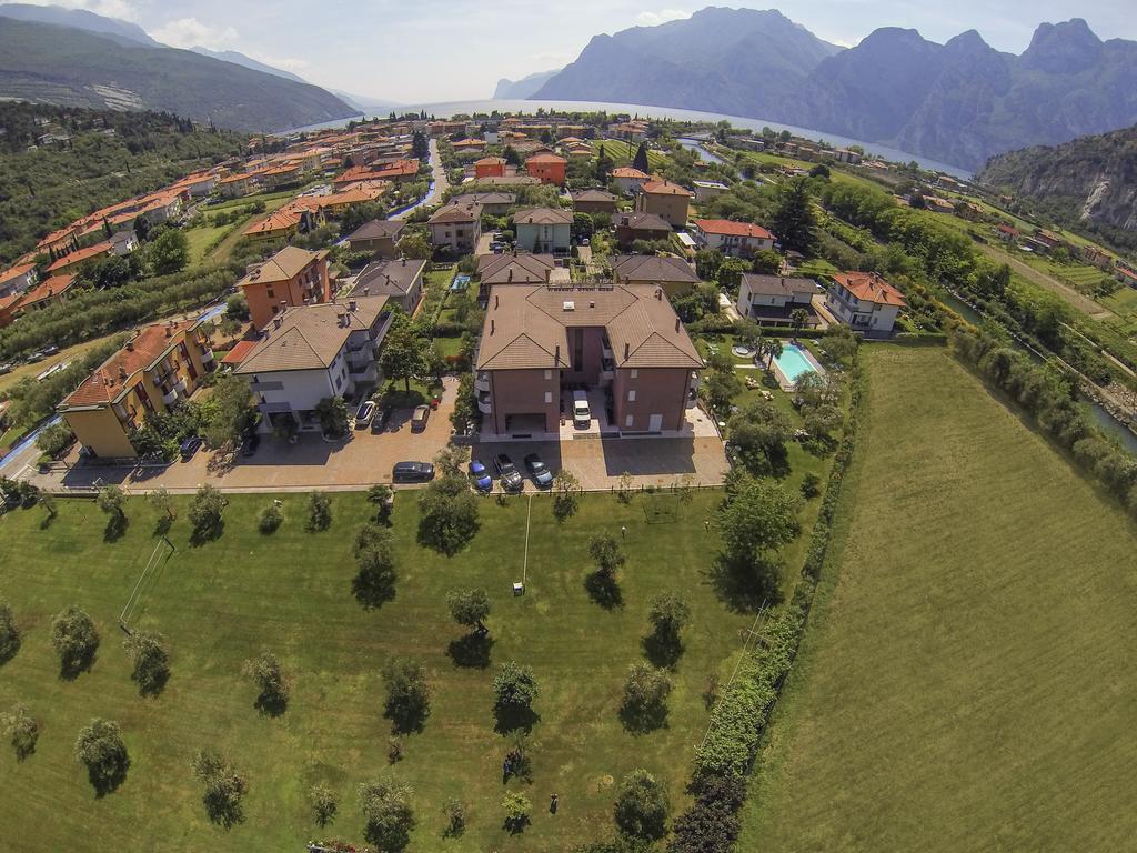 Park Hotel Eden Torbole Sul Garda Kültér fotó