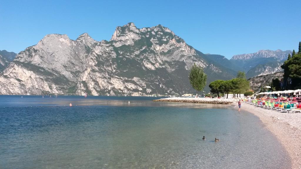 Park Hotel Eden Torbole Sul Garda Kültér fotó