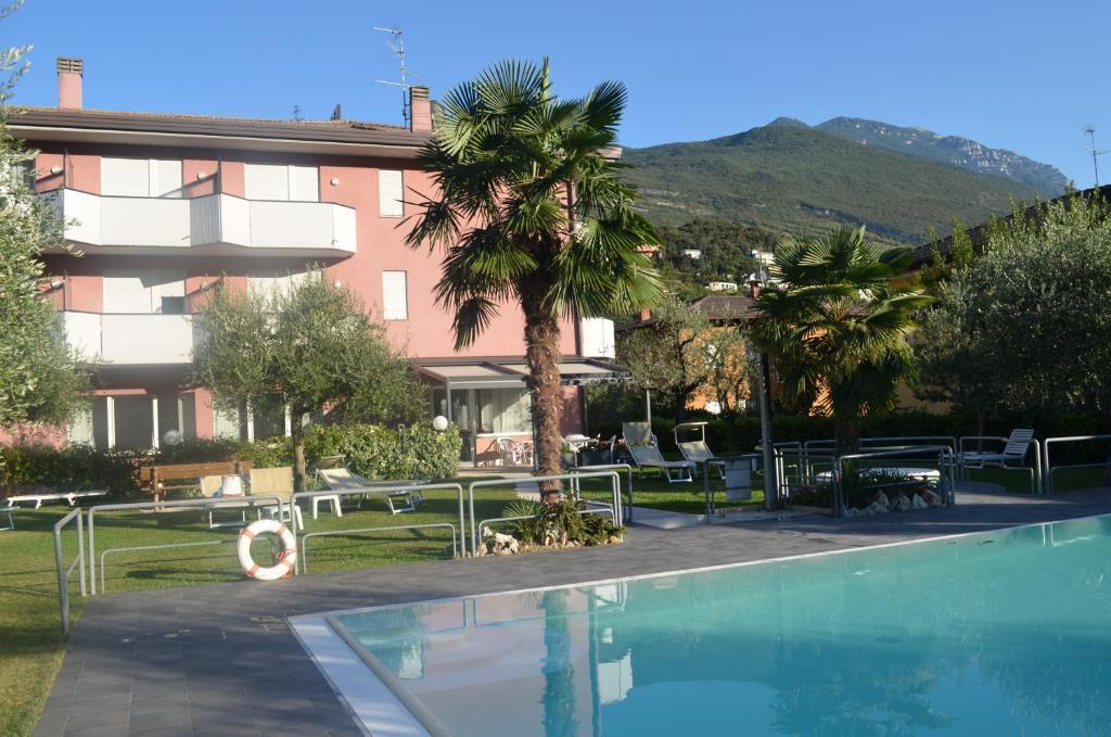 Park Hotel Eden Torbole Sul Garda Kültér fotó
