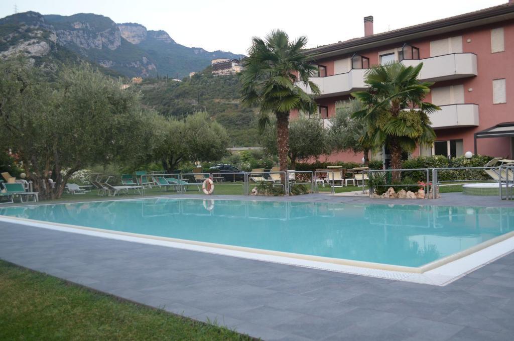 Park Hotel Eden Torbole Sul Garda Kültér fotó